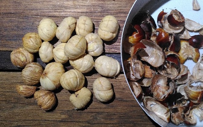 230g Raw and Peeled 